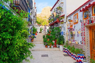 The Old Town of Alicante - Santa Cruz neighbourhood