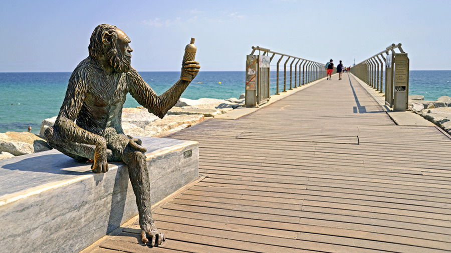 Badalona things to do