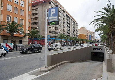 Public parking Public parking in Spain