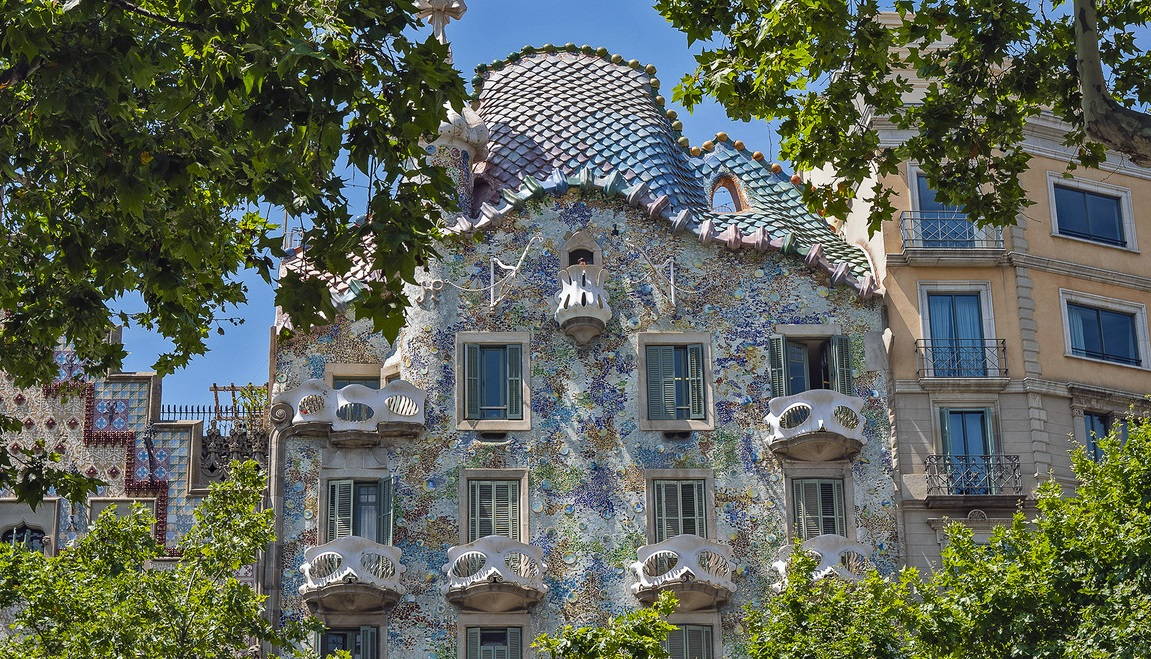 Casa Batlló en Barcelona — fachada del edificio de Gaudí
