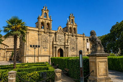 Базилика Санта-Мария-де-лос-Реалес-Алькасарес в Убеде