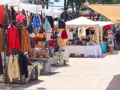 Madrid Markets on Wednesdays Street Markets in Madrid on Wednesdays