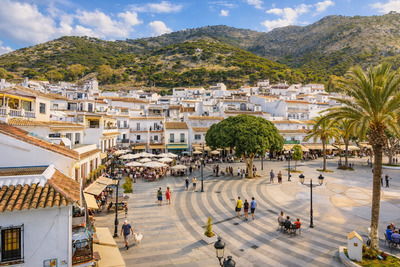 Площадь Конституции (Plaza de la Constitución) Площадь Конституции в Михасе