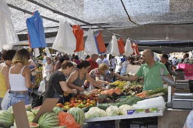 Street markets in Málaga on Thursdays — fresh fruit and vegetables