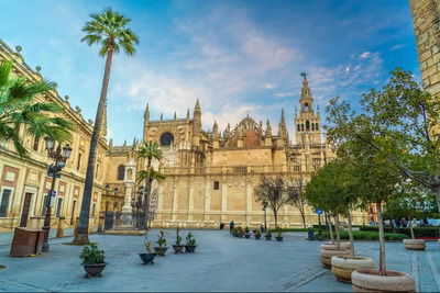 La Giralda and Seville Cathedral The Giralda Bell Tower and Seville Cathedral