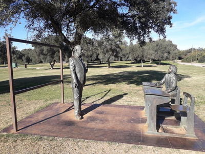Parque del Alamillo Парк Аламильо в Севилье