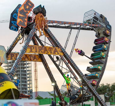 Family Park (типичный курортный парк аттракционов)