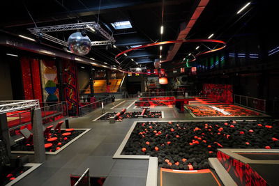 JumpYard Valencia батутный парк и активные развлечения